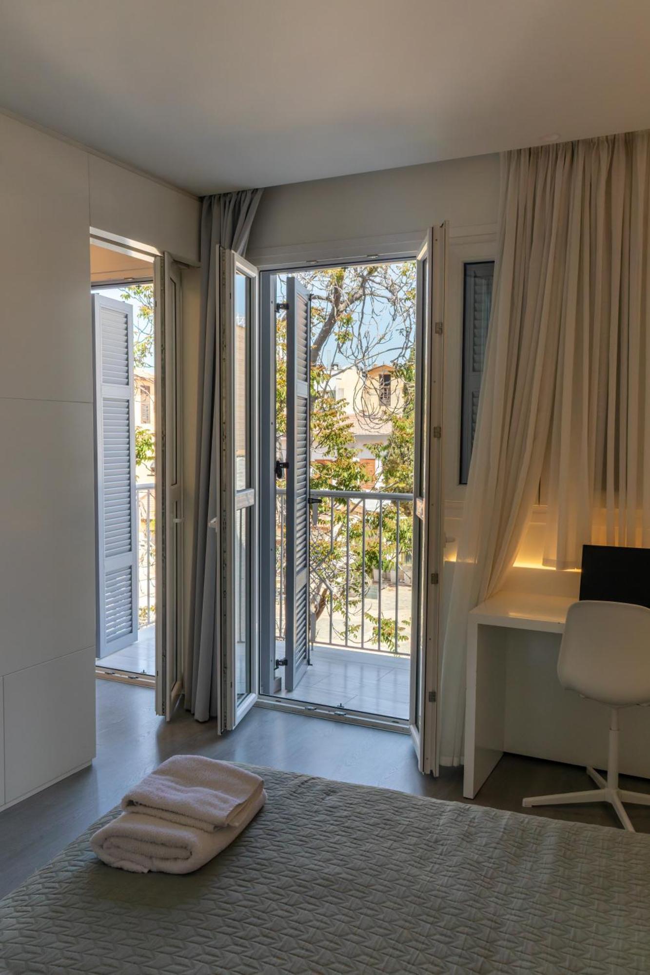 City Centre Studio Apartments Никосия Экстерьер фото