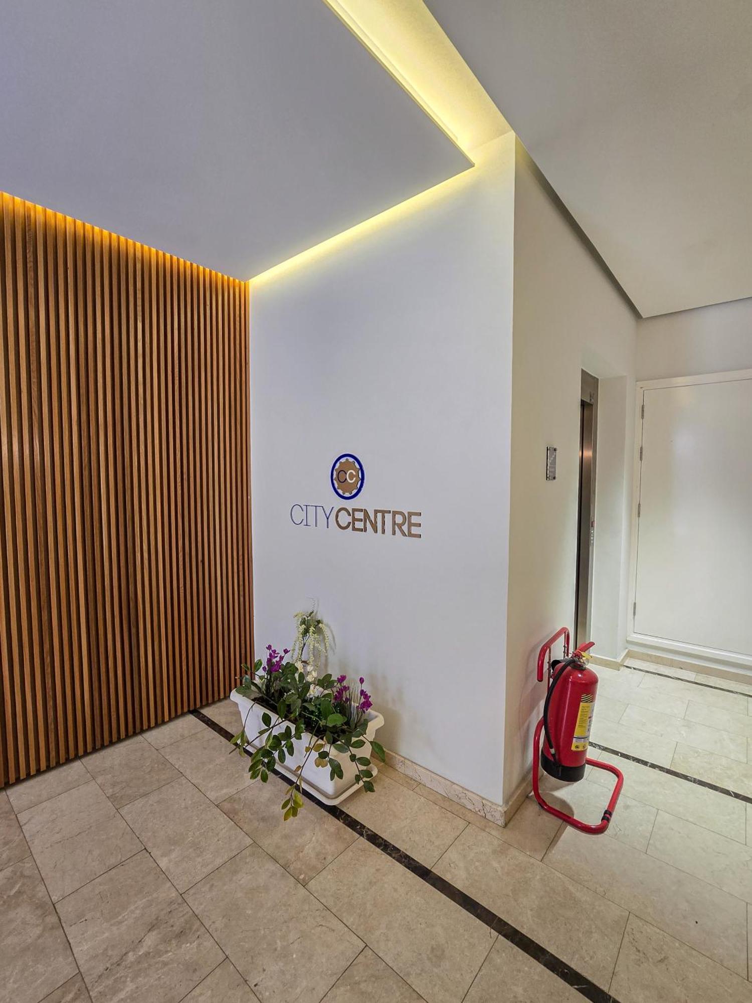 City Centre Studio Apartments Никосия Экстерьер фото