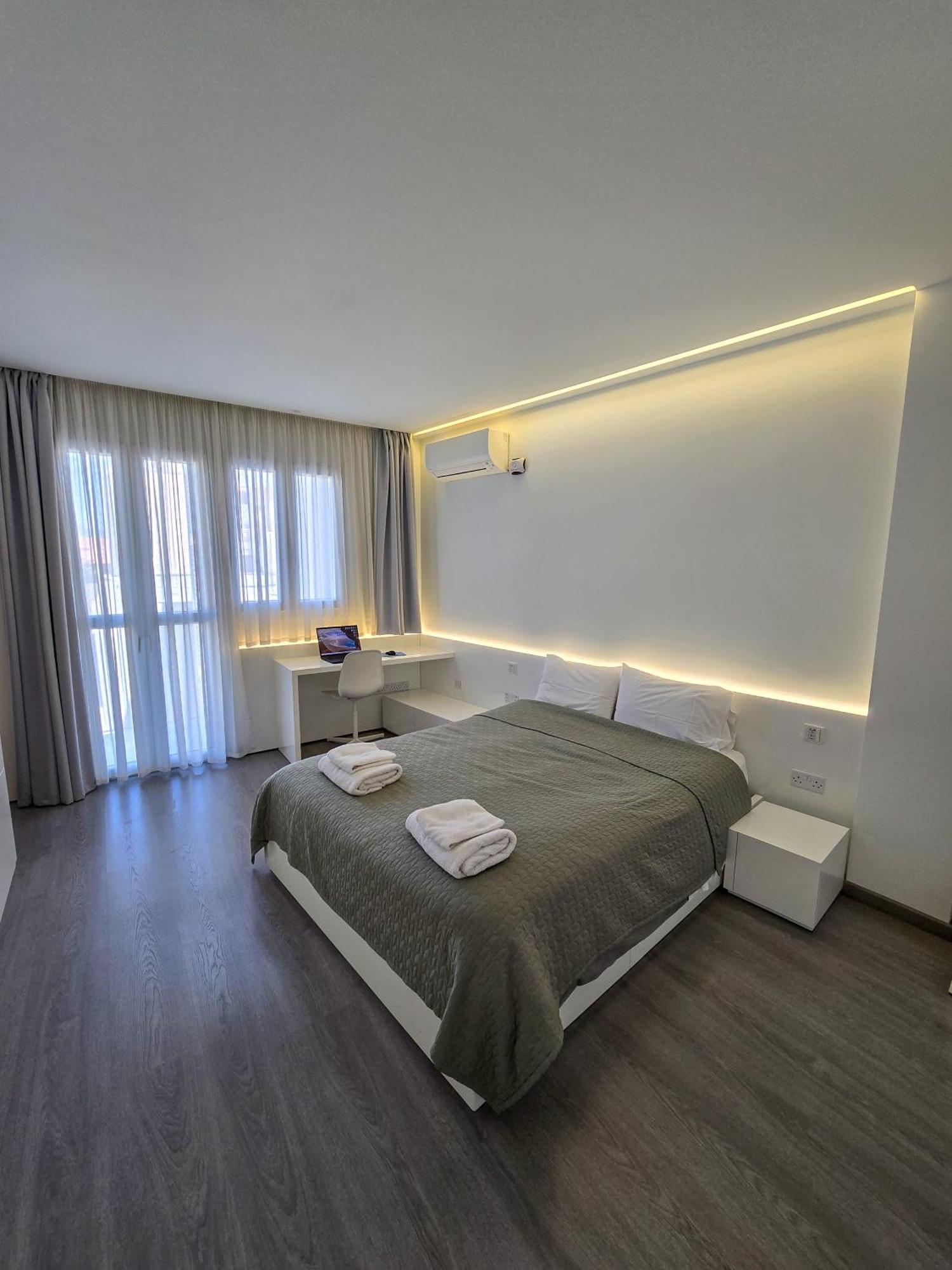 City Centre Studio Apartments Никосия Экстерьер фото