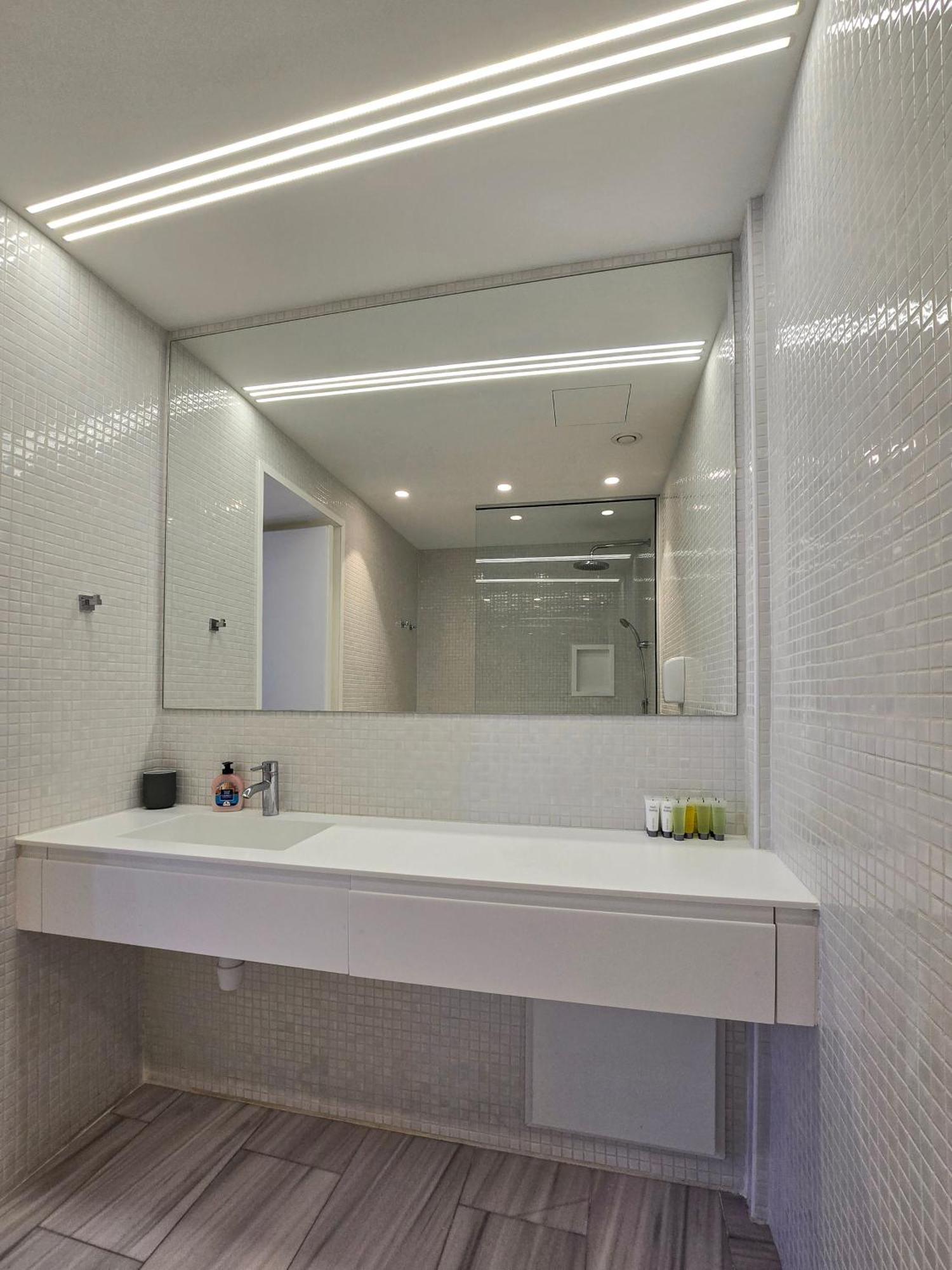 City Centre Studio Apartments Никосия Экстерьер фото